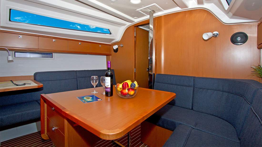 Bavaria Cruiser 37 - 3 cab. — photo 15
