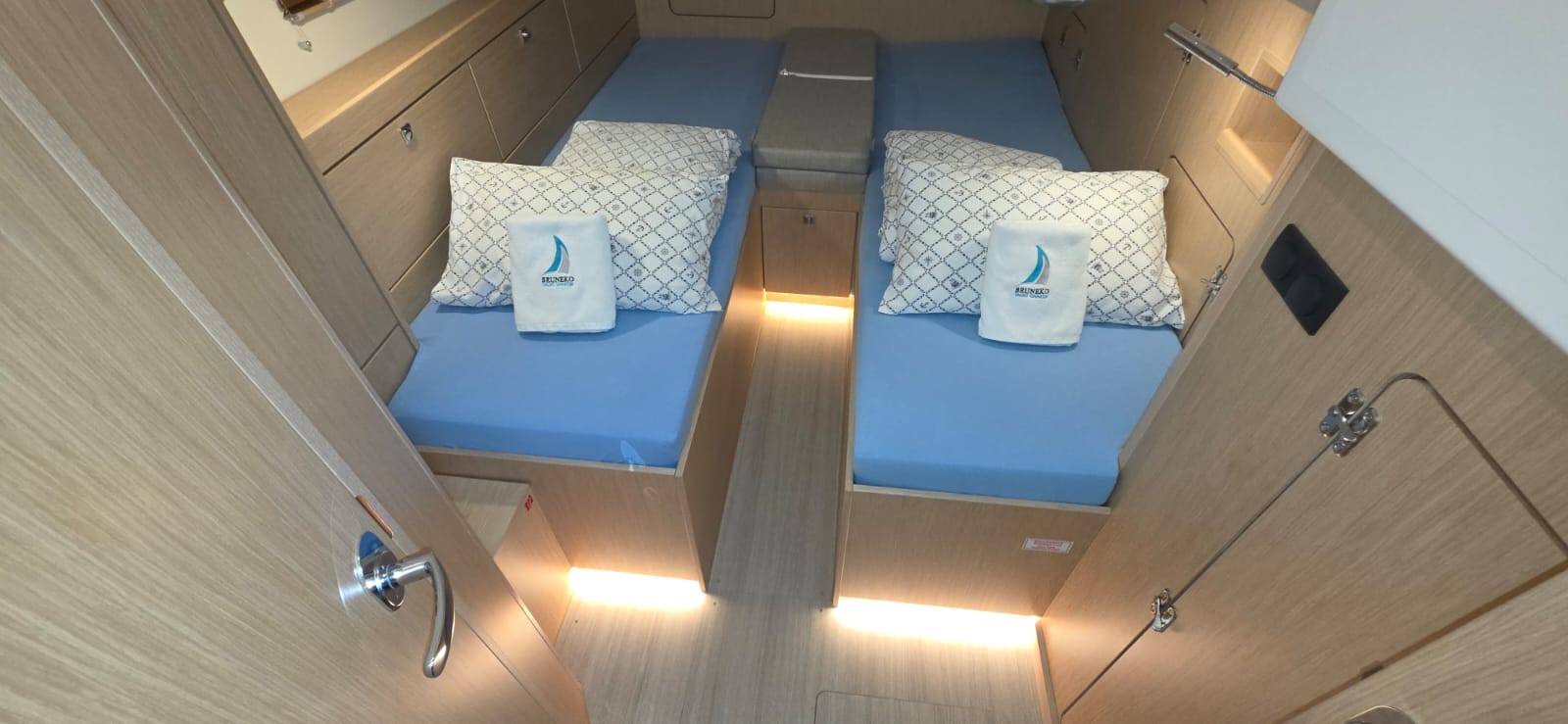 Bavaria C46 - 4 cab. — photo 20