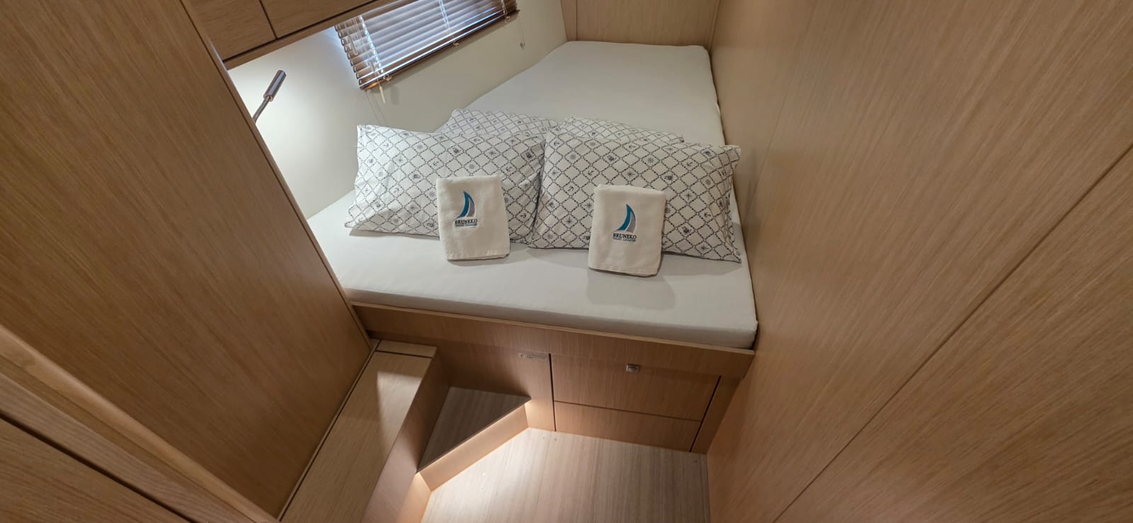 Bavaria C46 - 4 cab. — photo 22