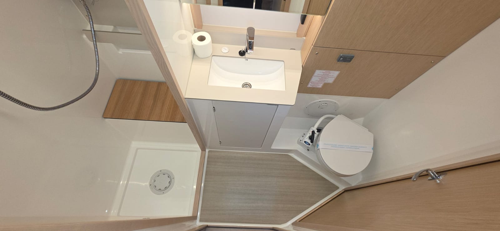 Bavaria C46 - 4 cab. — photo 25