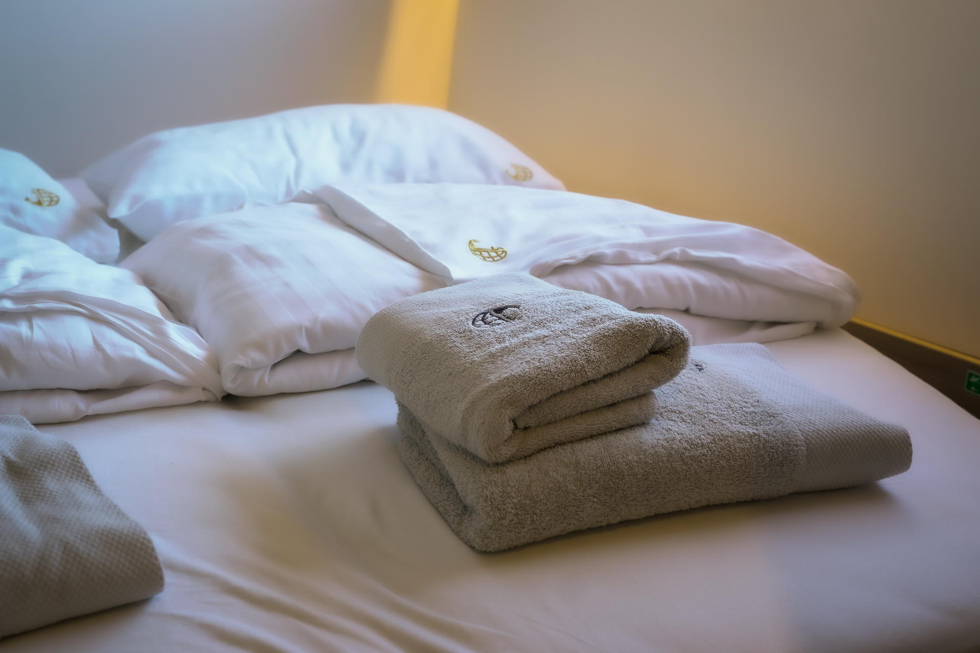 Lagoon 43 - 4 + 1 cab. — photo 17