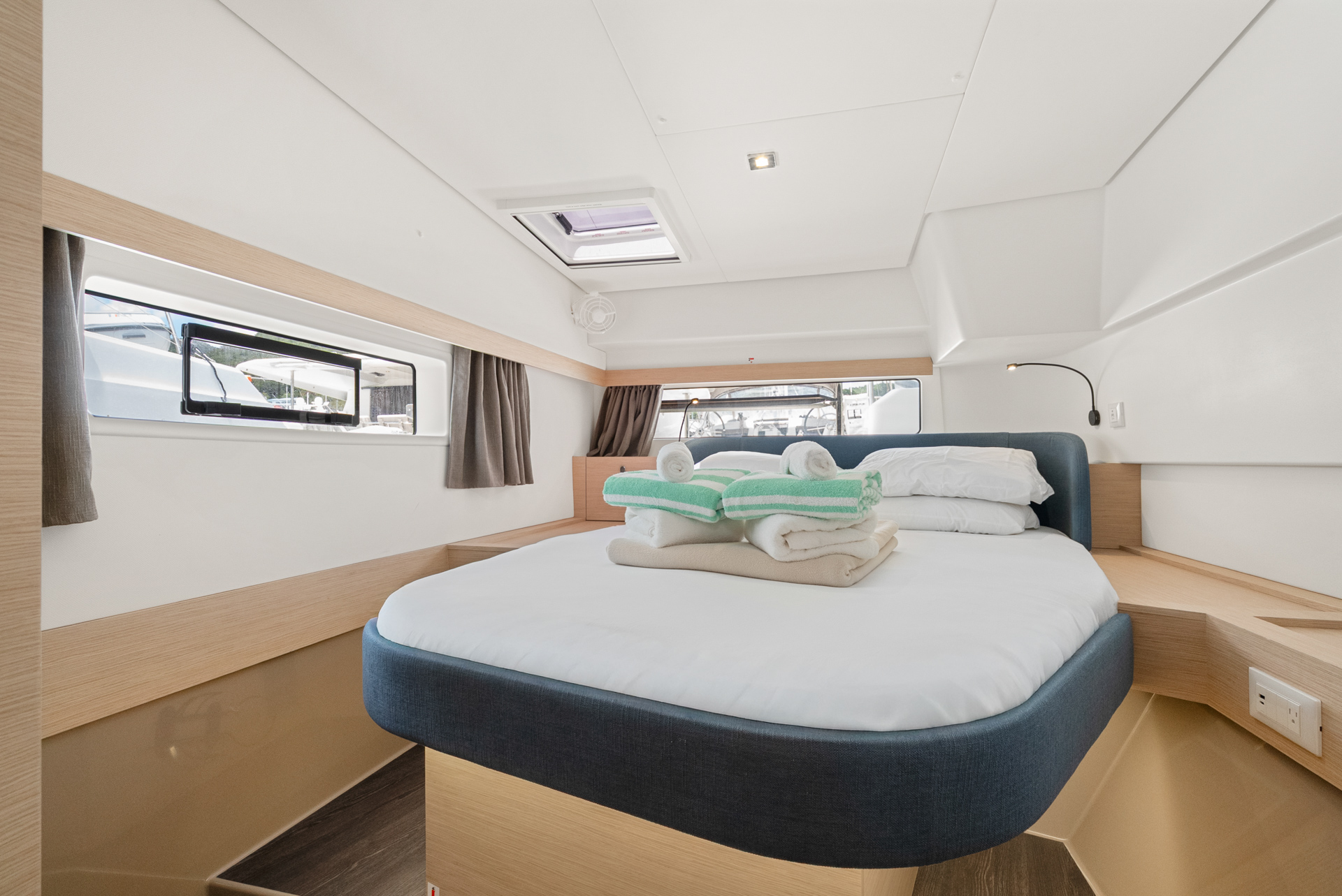 Fountaine Pajot FP 44 Maestro - 3 cab. — photo 20