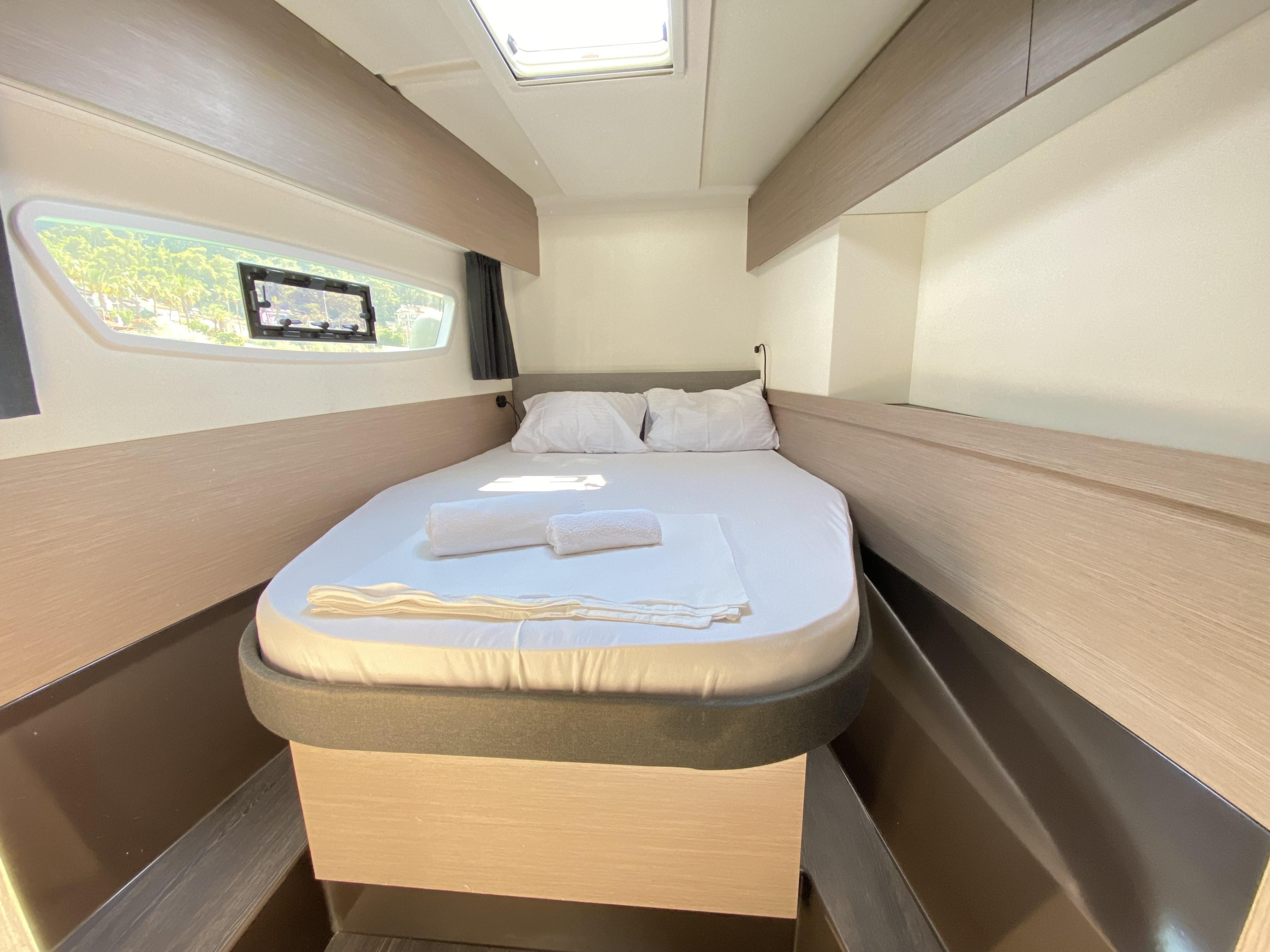 Fountaine Pajot Astrea 42 - 4 + 2 cab. — photo 11
