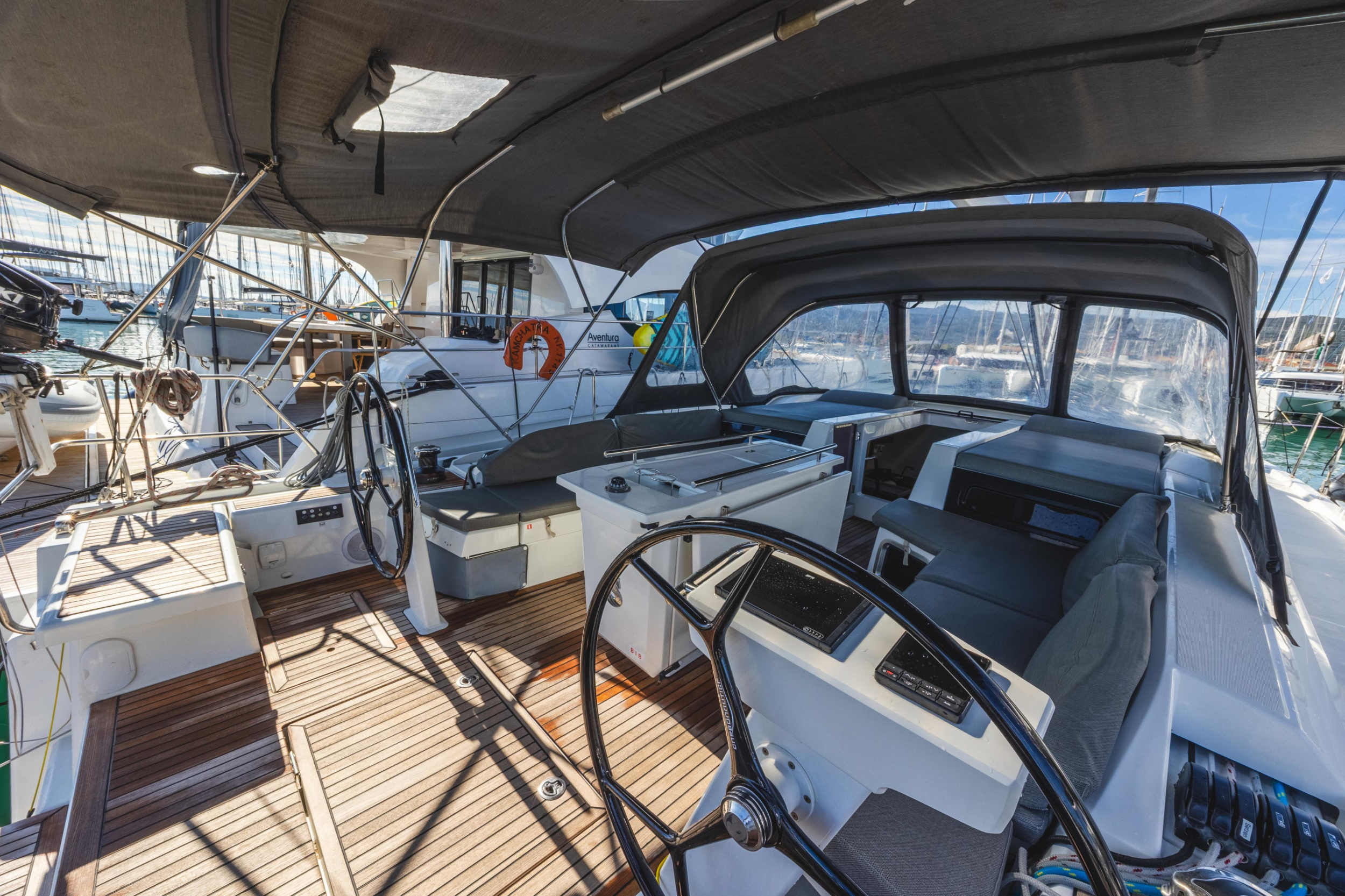 Oceanis 51.1 - 5 + 1 cab. — photo 4