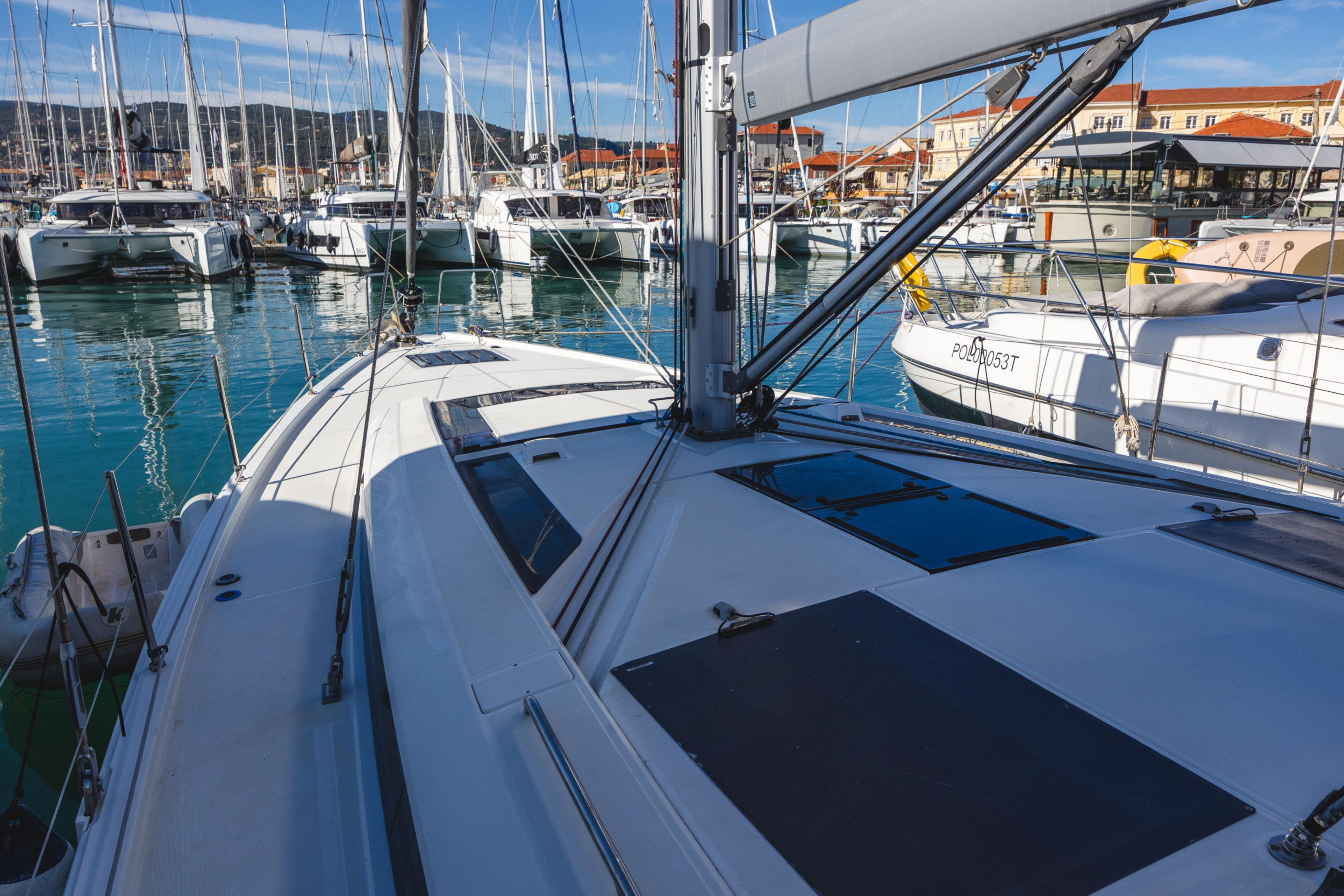Oceanis 51.1 - 5 + 1 cab. — photo 7