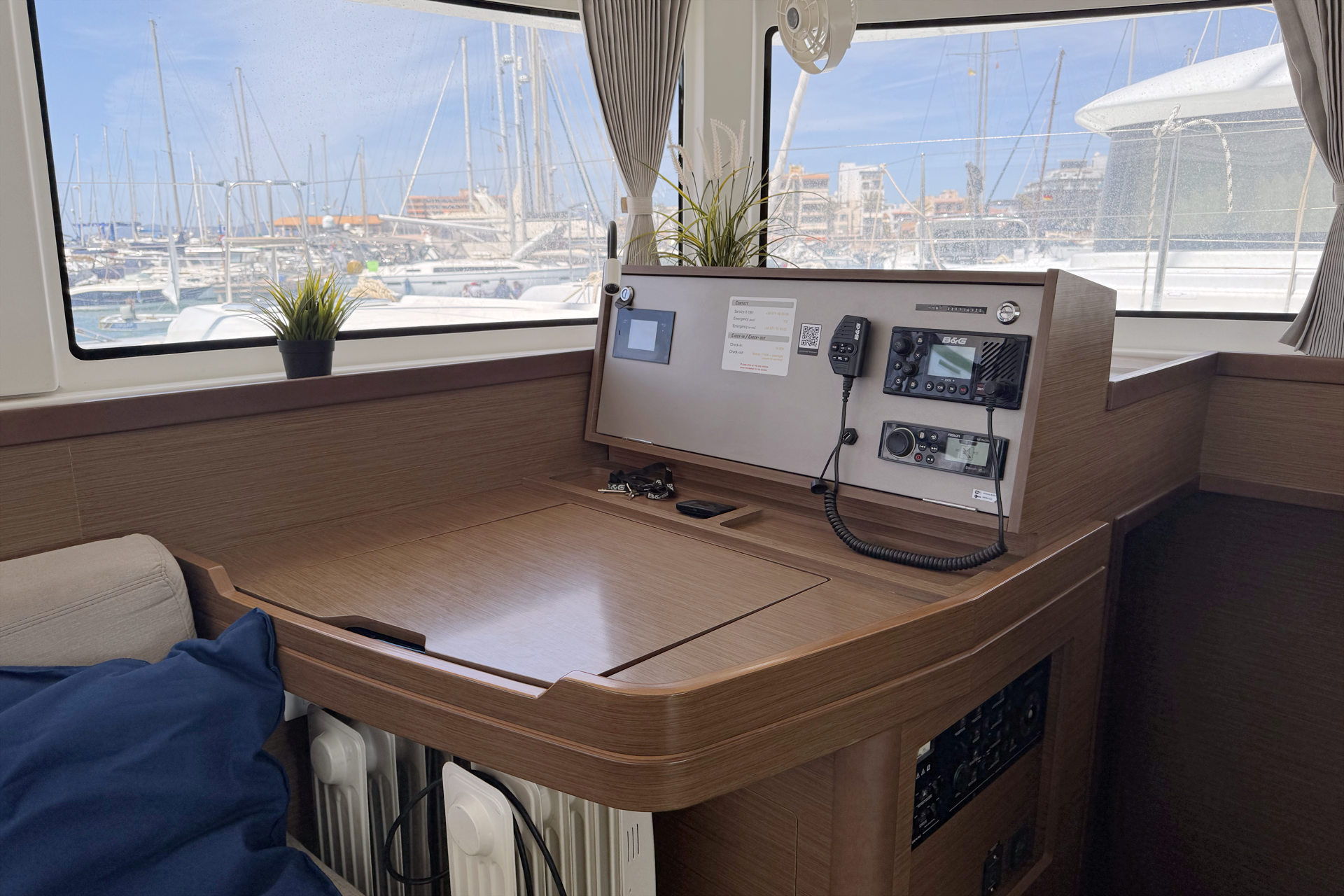 Lagoon 42 - 4 cab. — photo 15