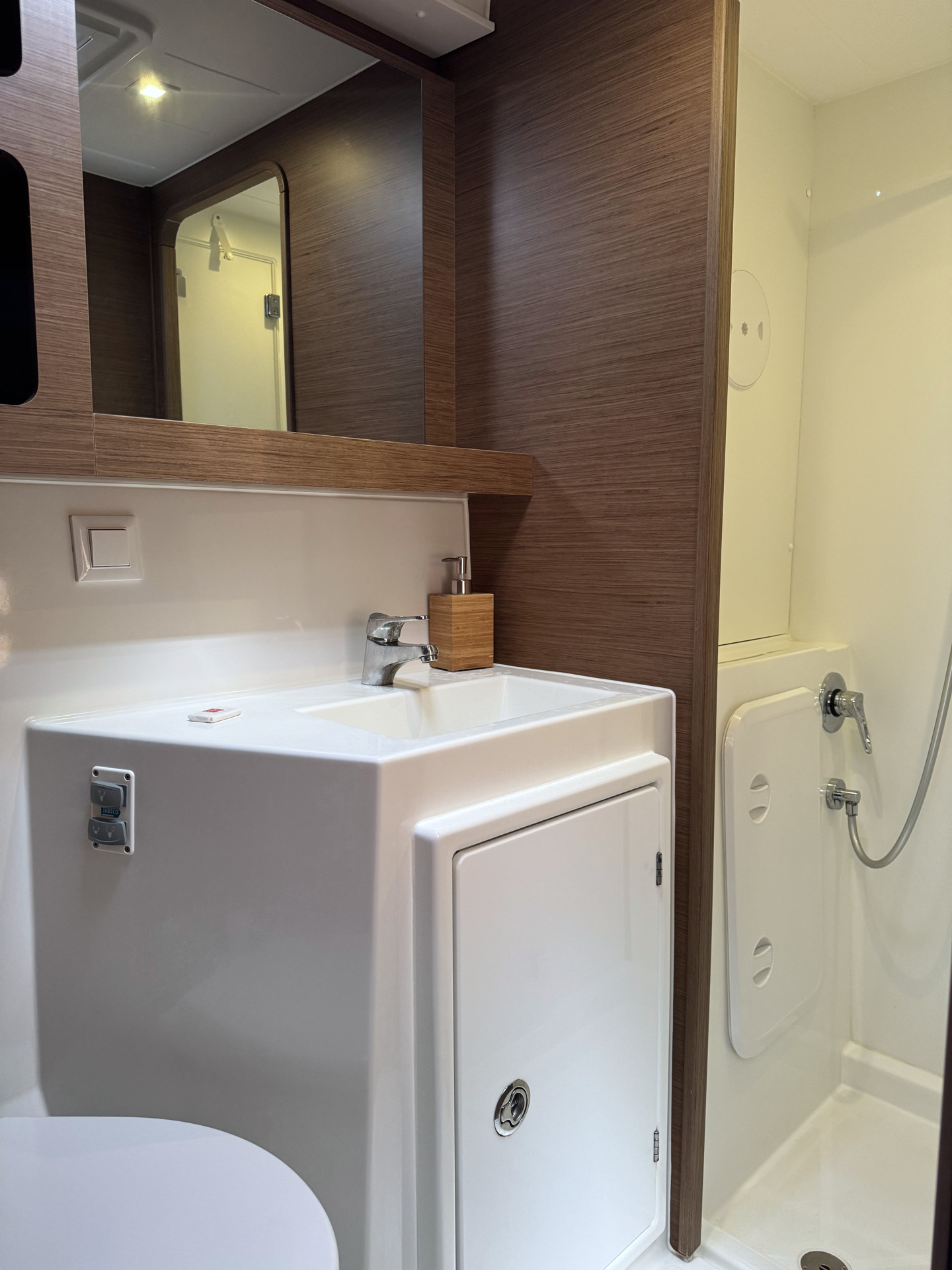 Lagoon 42 - 4 cab. — photo 26