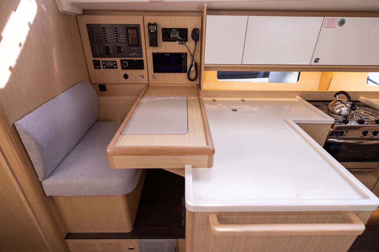 Bavaria C46 - 4 cab. — photo 8