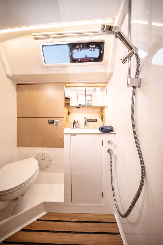 Bavaria C46 - 4 cab. — photo 13