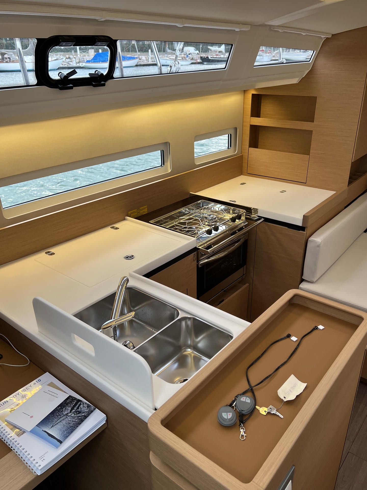 Sun Odyssey 410 - 3 cab. — photo 12