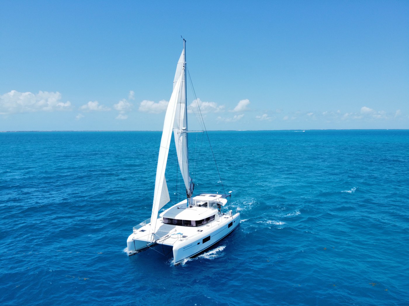 Lagoon 42 - 4 cab. — photo 1