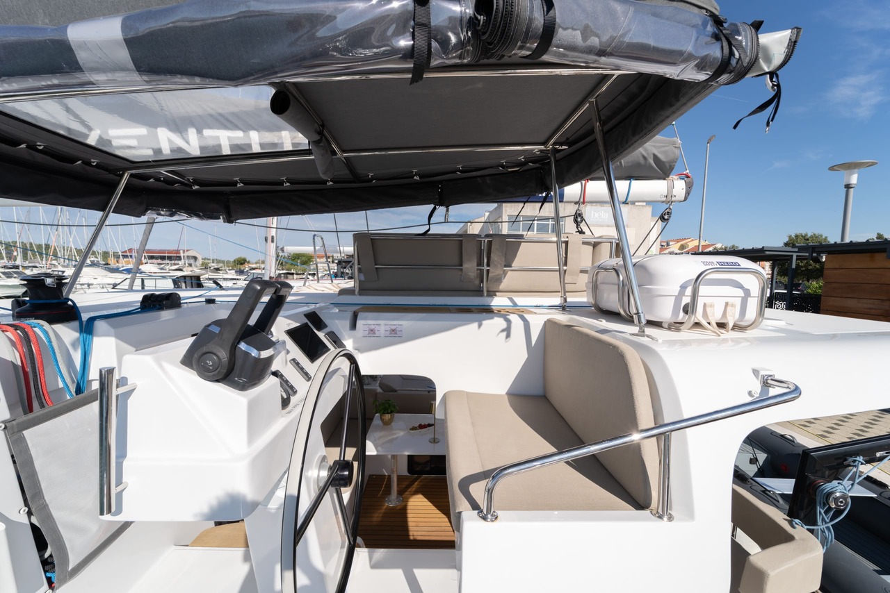 Aventura 37 - 3 cab. — photo 9
