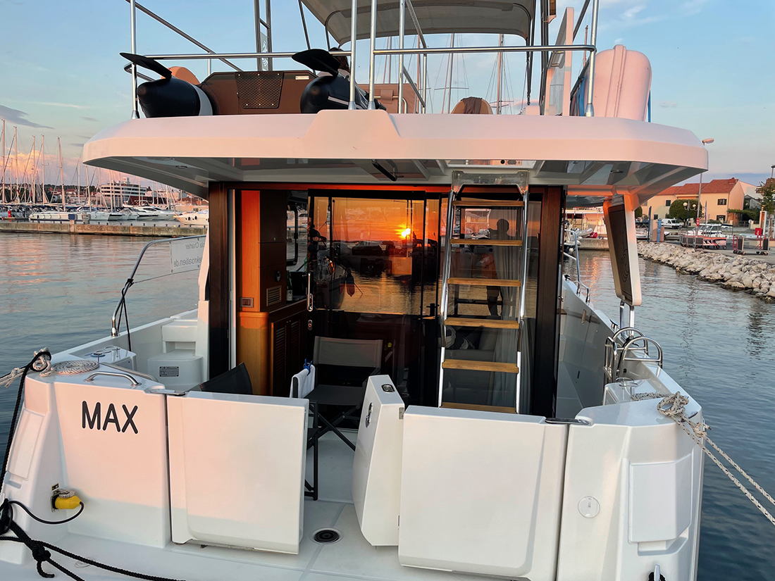 Swift Trawler 35 — photo 4