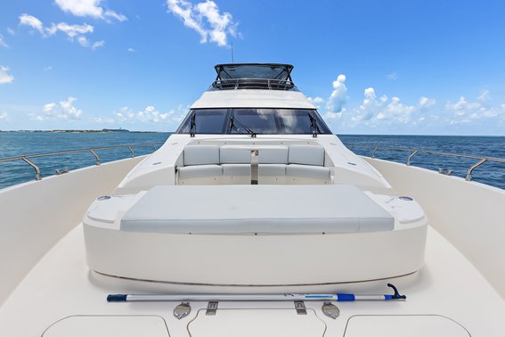 Marquis 720 Flybridge — photo 8