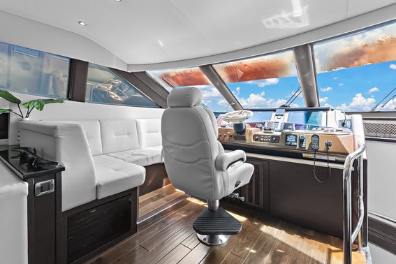 Marquis 720 Flybridge — photo 15