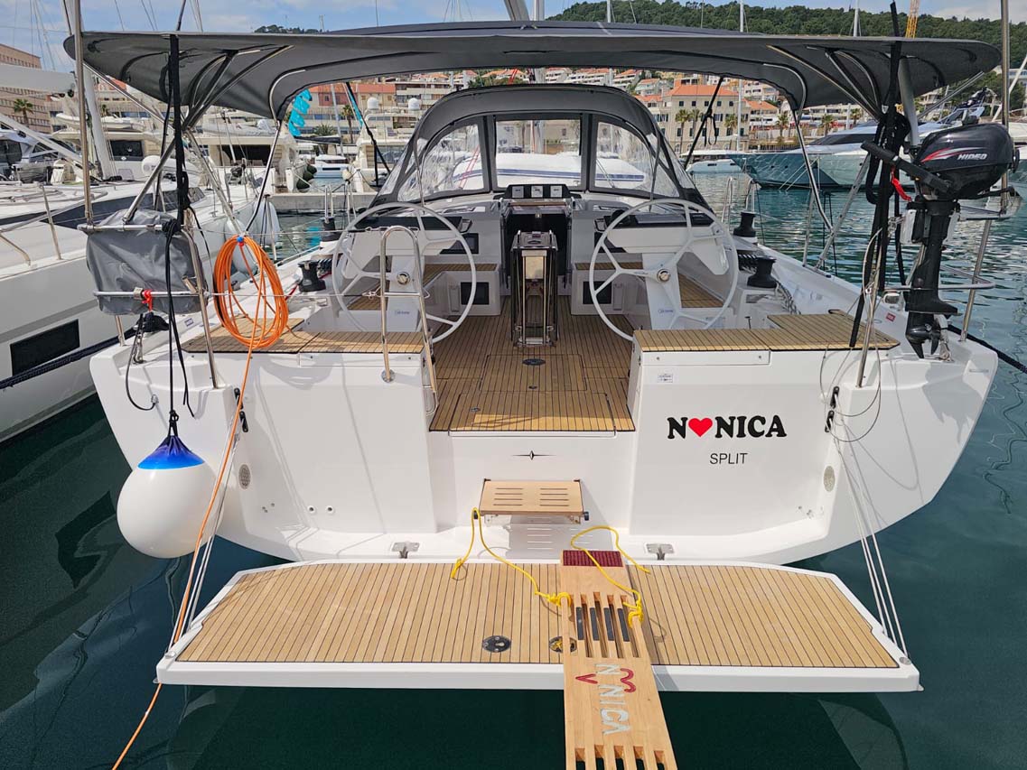 Bavaria C46 - 4 cab. — photo 1