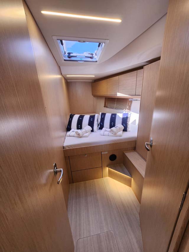 Bavaria C46 - 4 cab. — photo 18