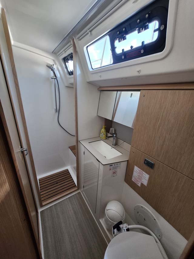 Bavaria C46 - 4 cab. — photo 22