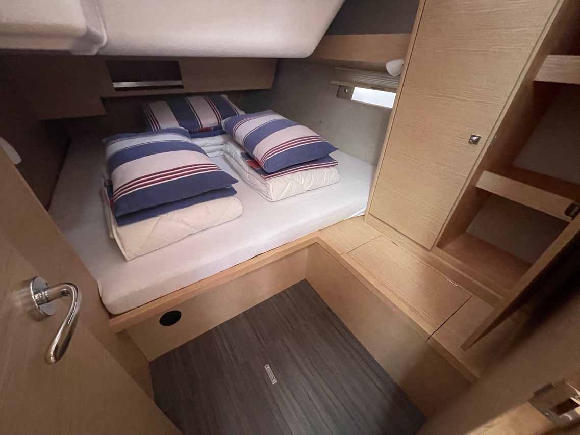 Dufour 430 — photo 15