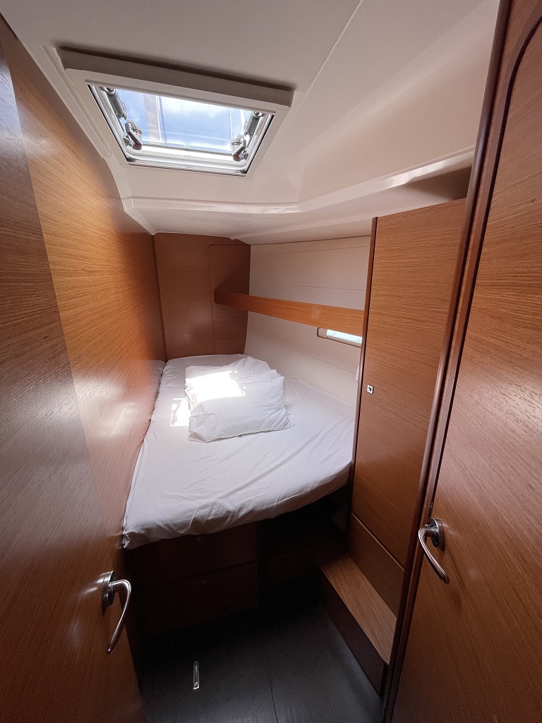 Dufour 460 GL — photo 8