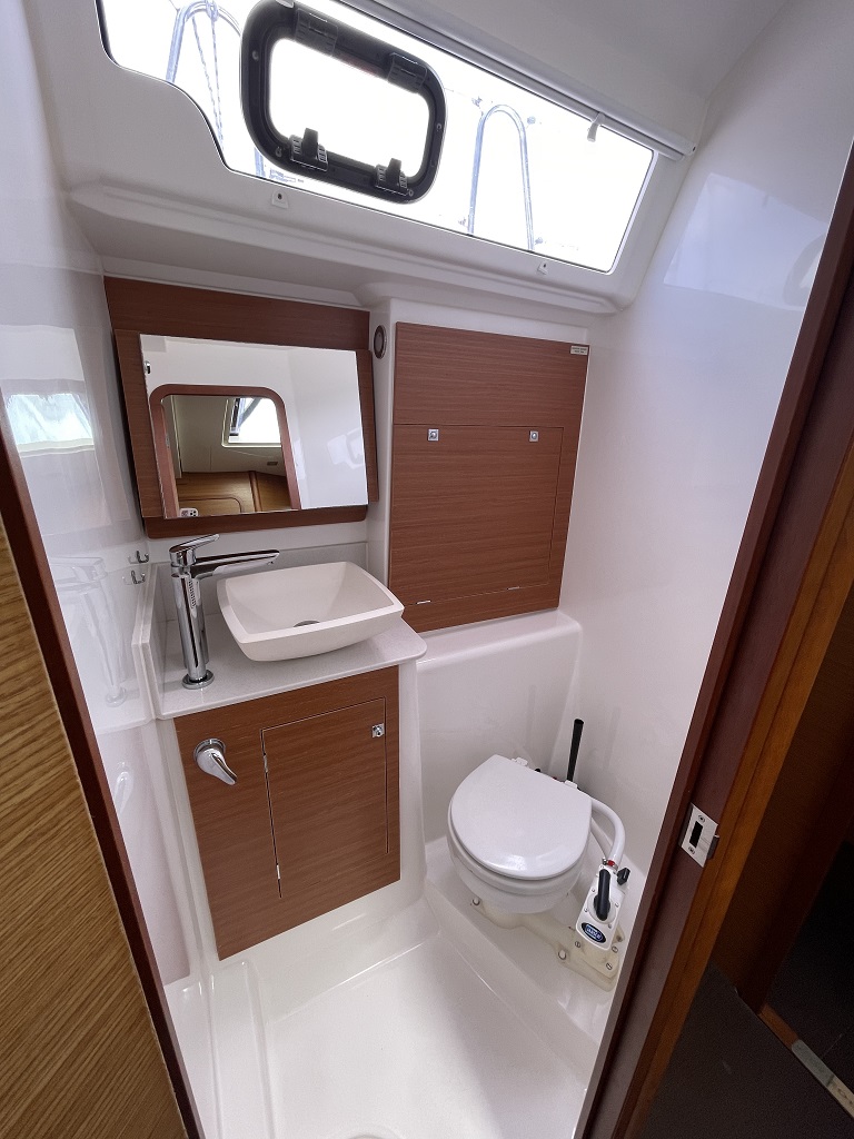 Dufour 460 GL — photo 12