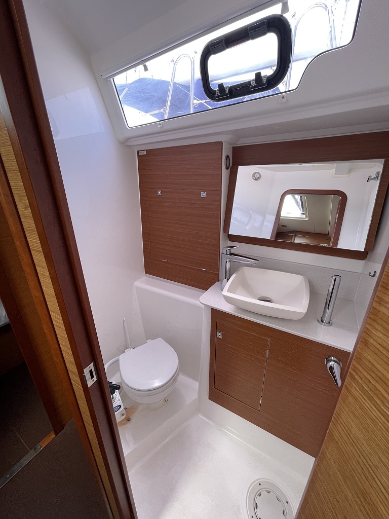 Dufour 460 GL — photo 13
