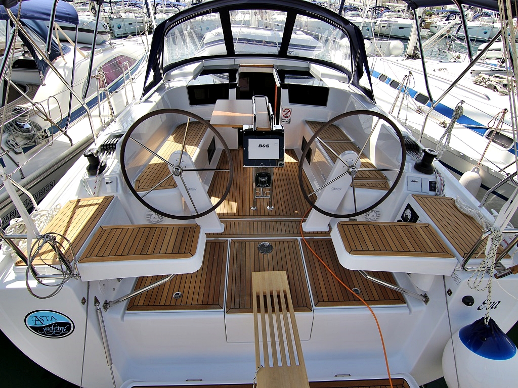 Hanse 418 - 3 cab. — photo 3