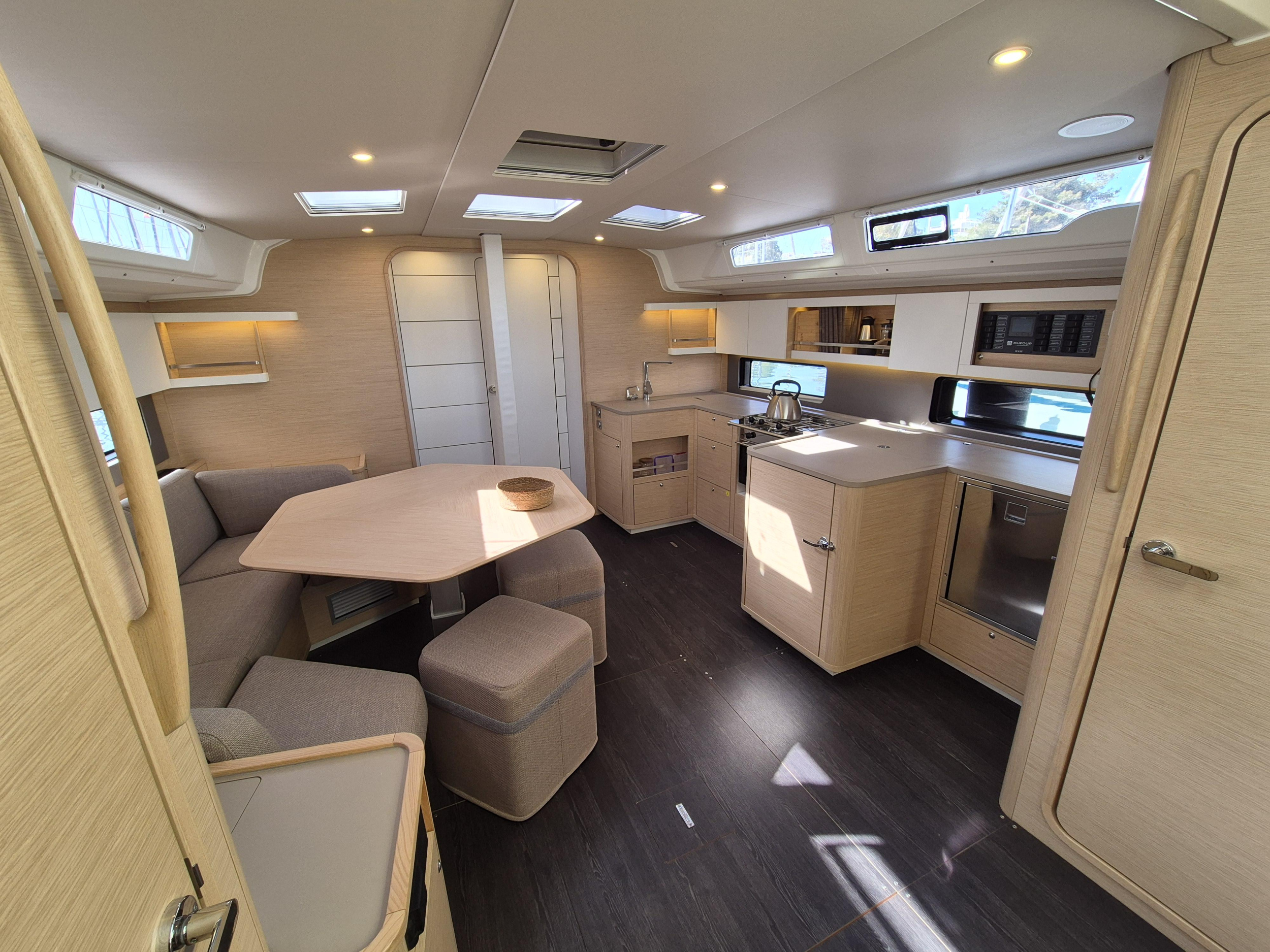 Dufour 44 - 3 cab. — photo 10