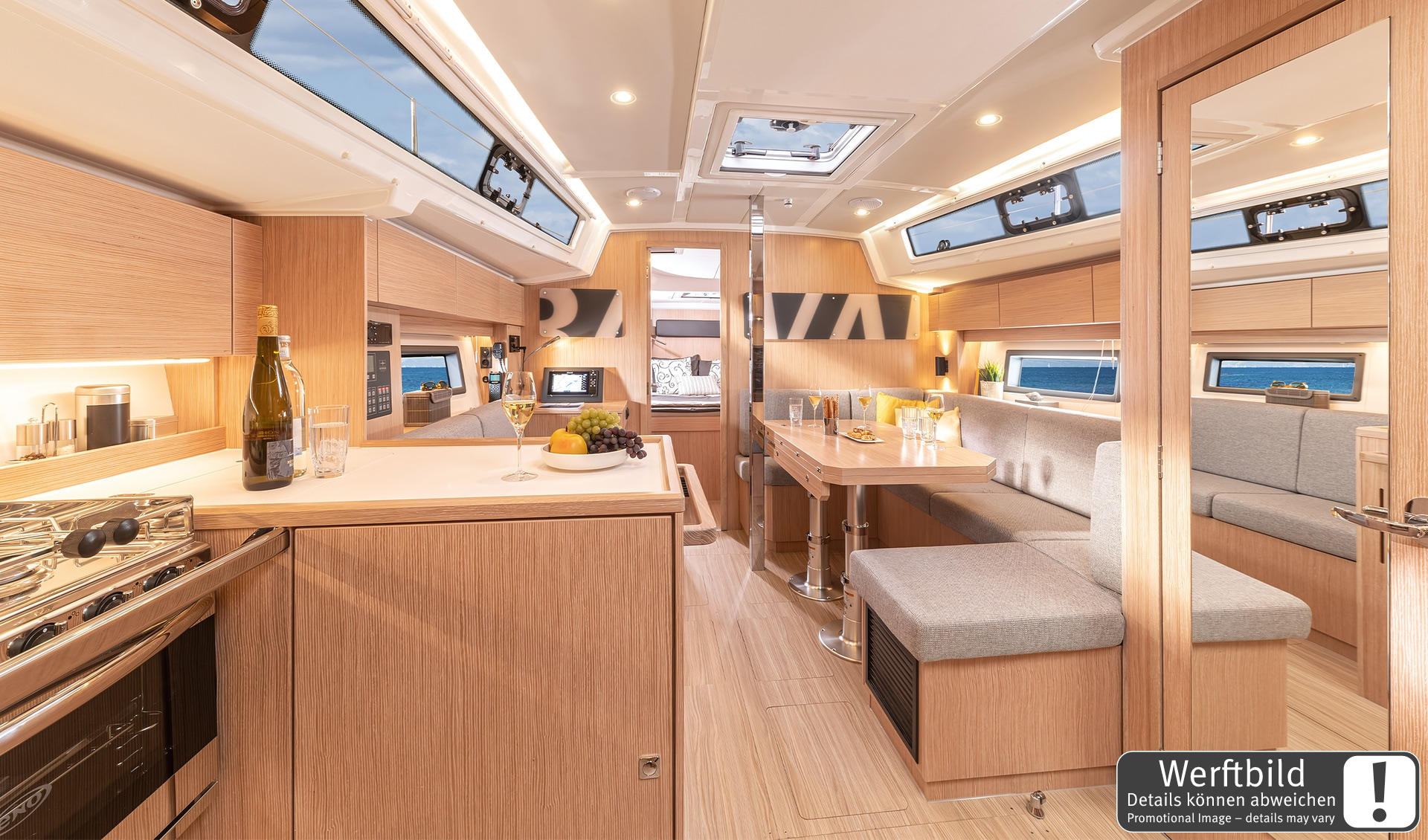Bavaria C38 — photo 4
