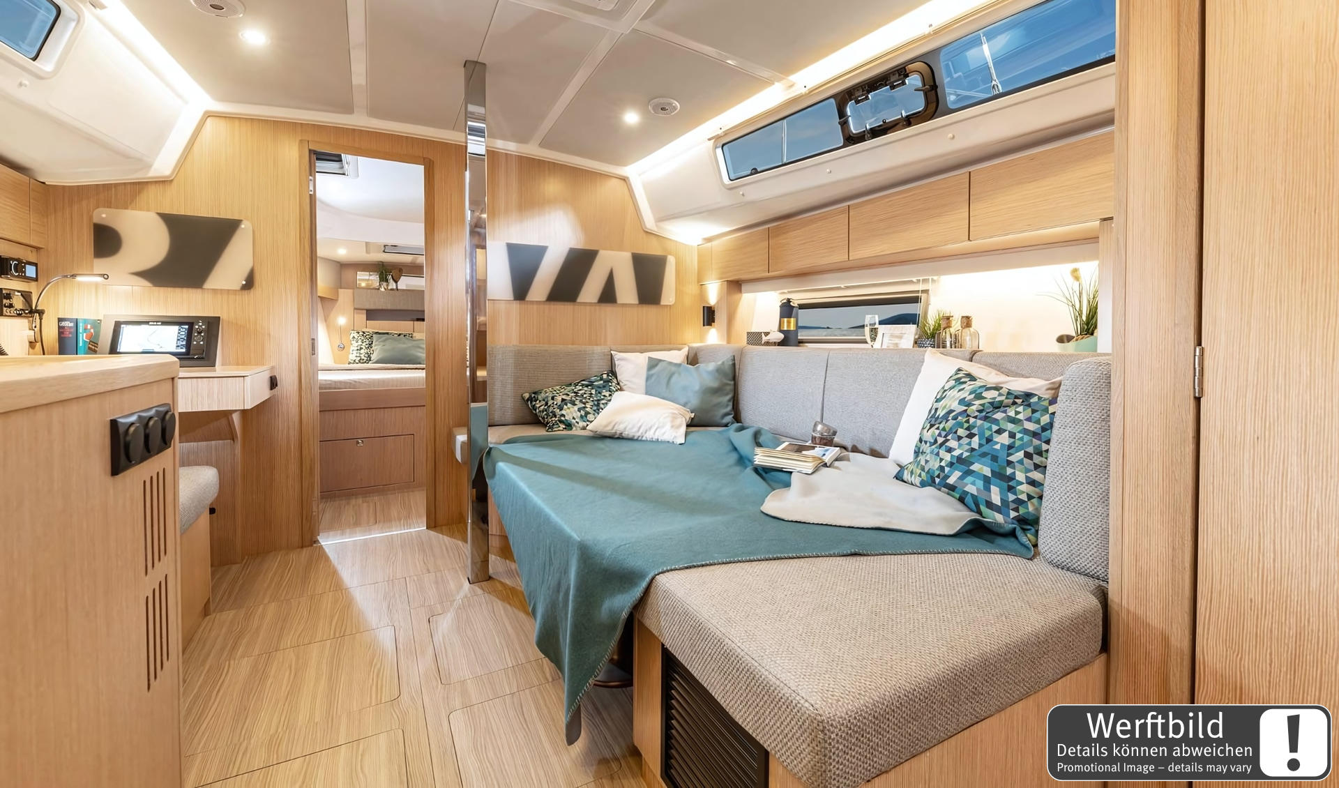 Bavaria C38 — photo 7