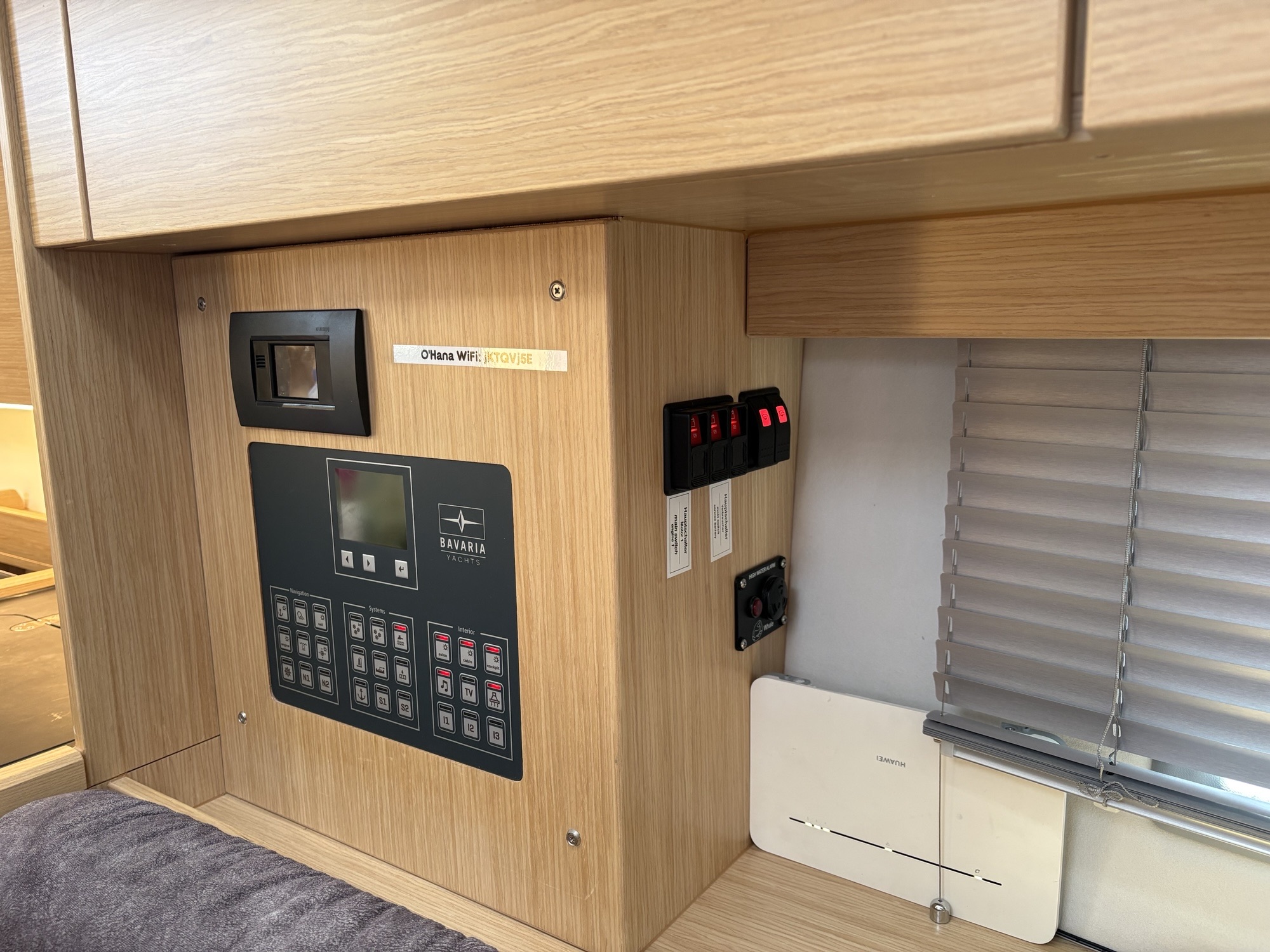 Bavaria C38 — photo 9