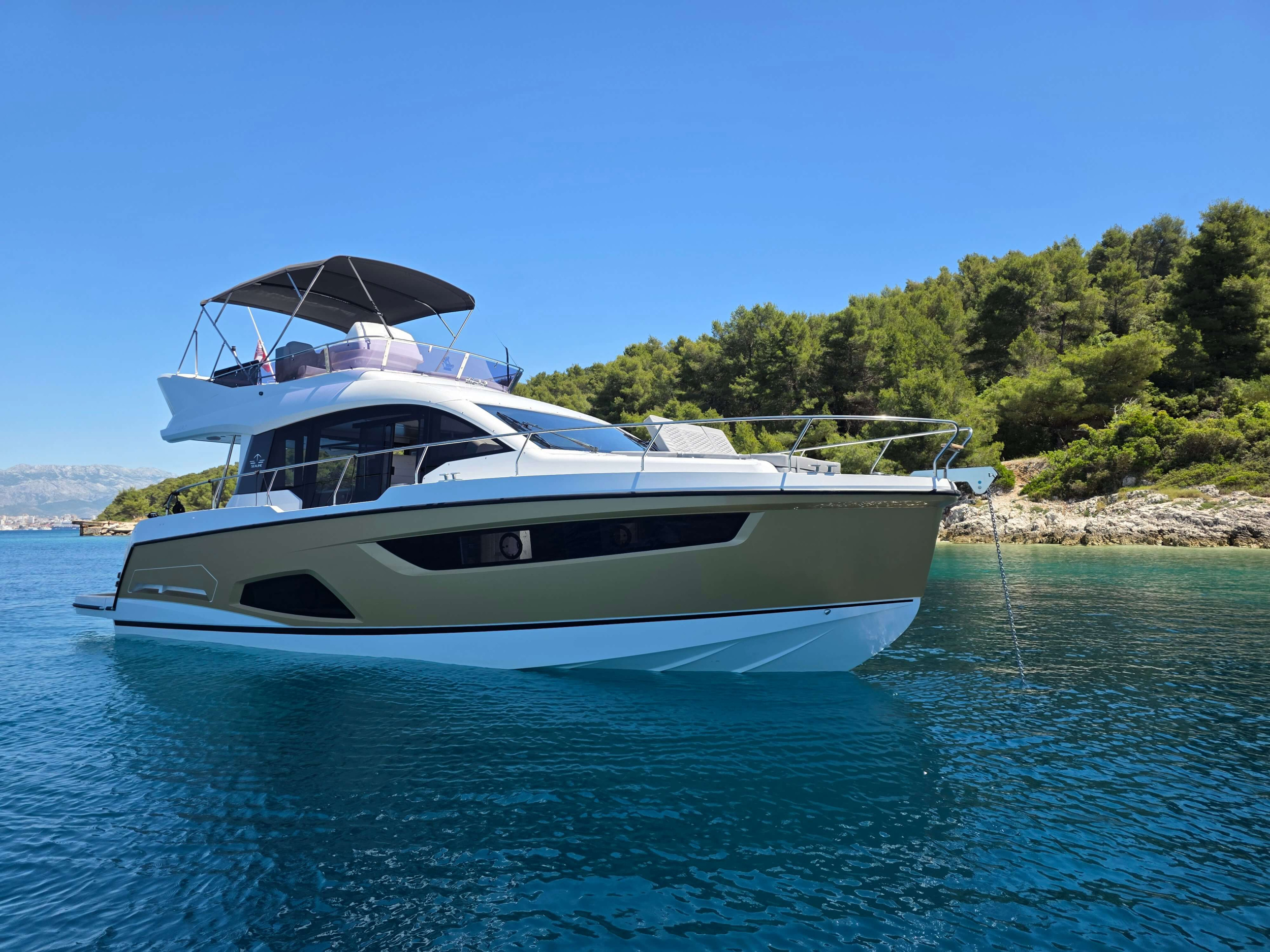 Sealine F430 — photo 1