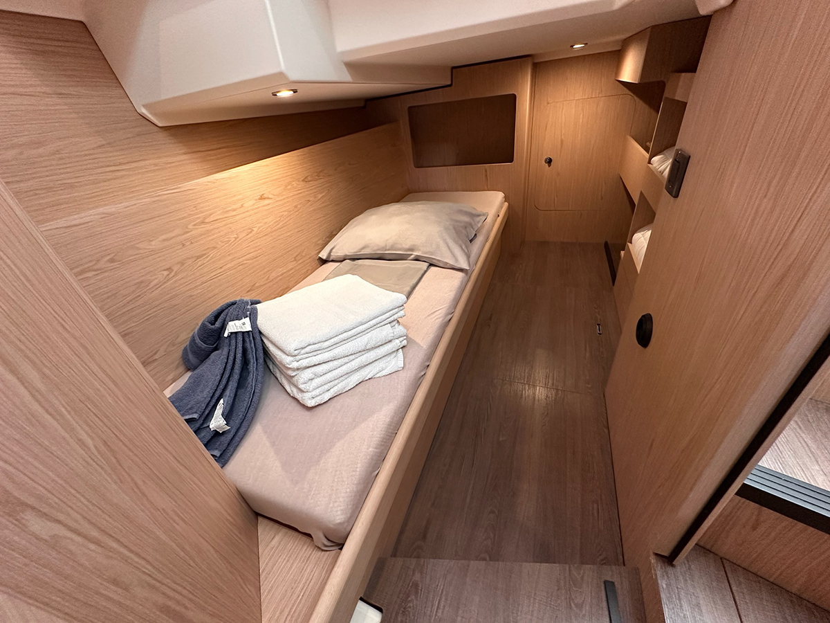 Swift Trawler 41 Fly — photo 21