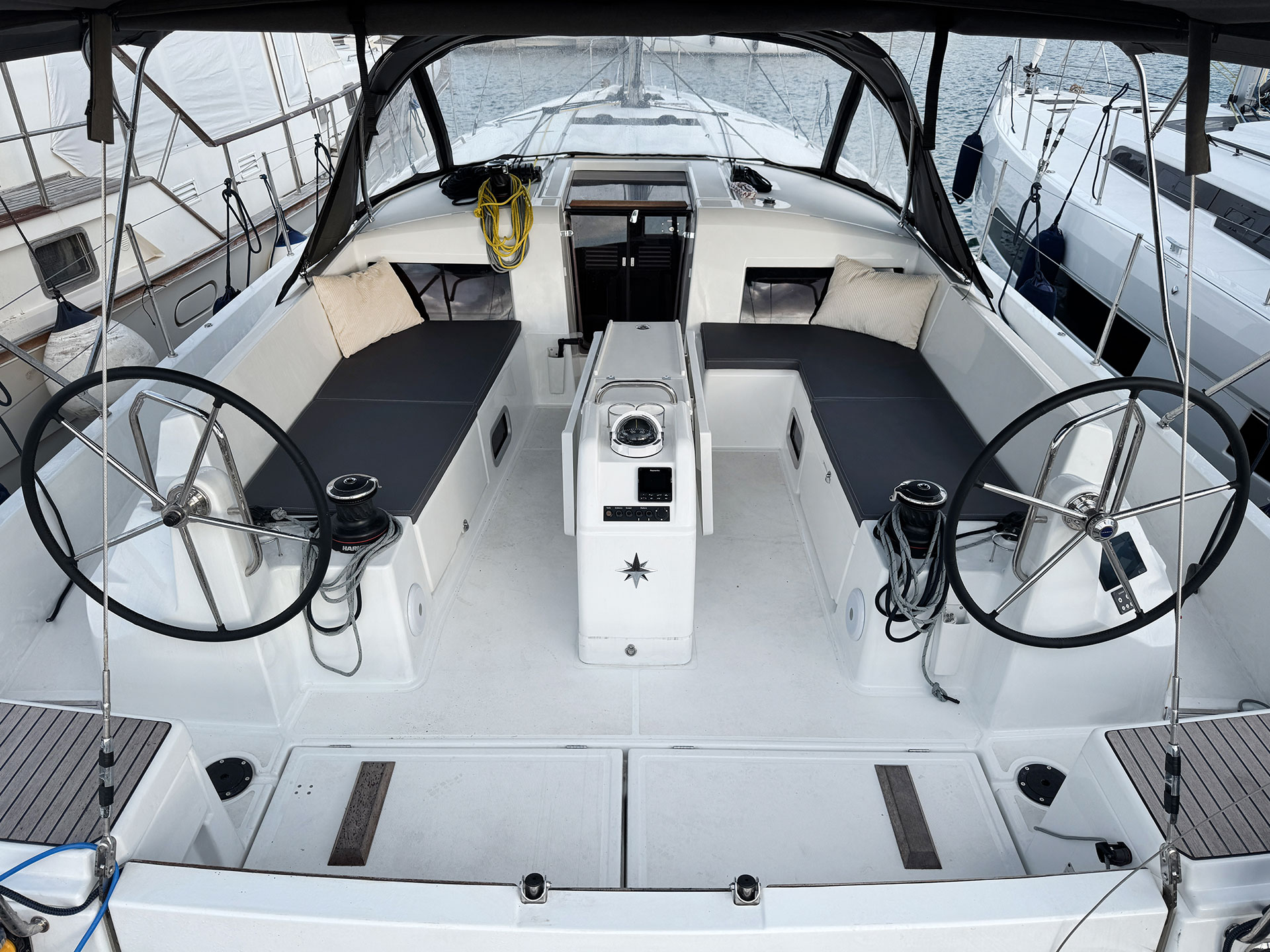 Sun Odyssey 490 - 5 + 1 cab. — photo 16