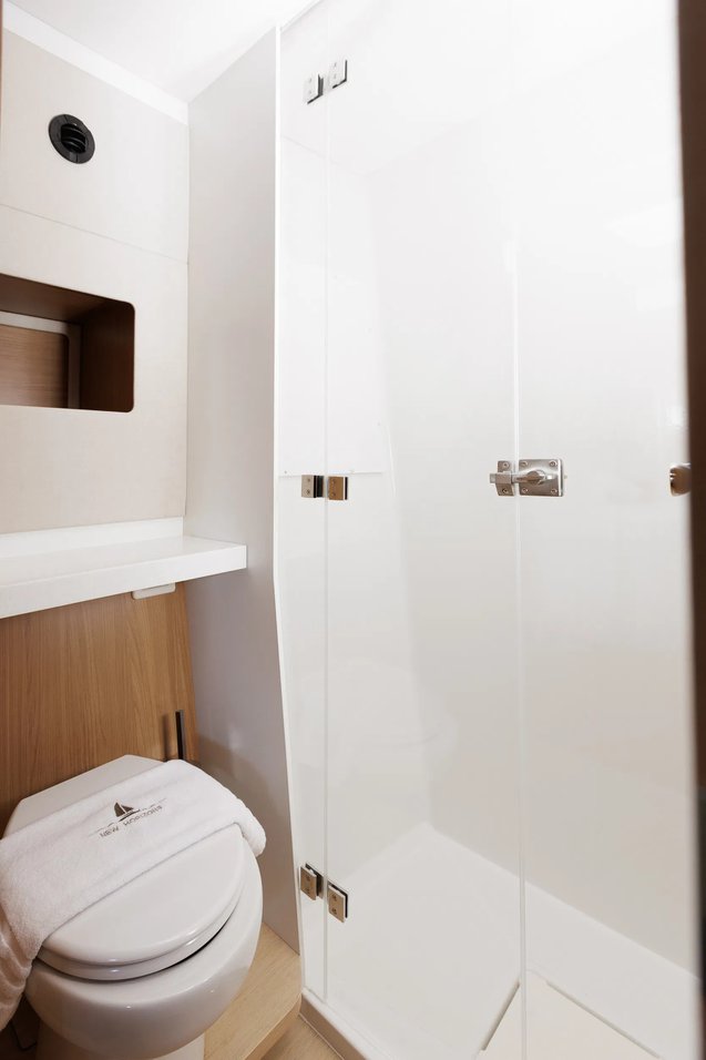 Bali 5.8 - 4 + 2 cab. — photo 32