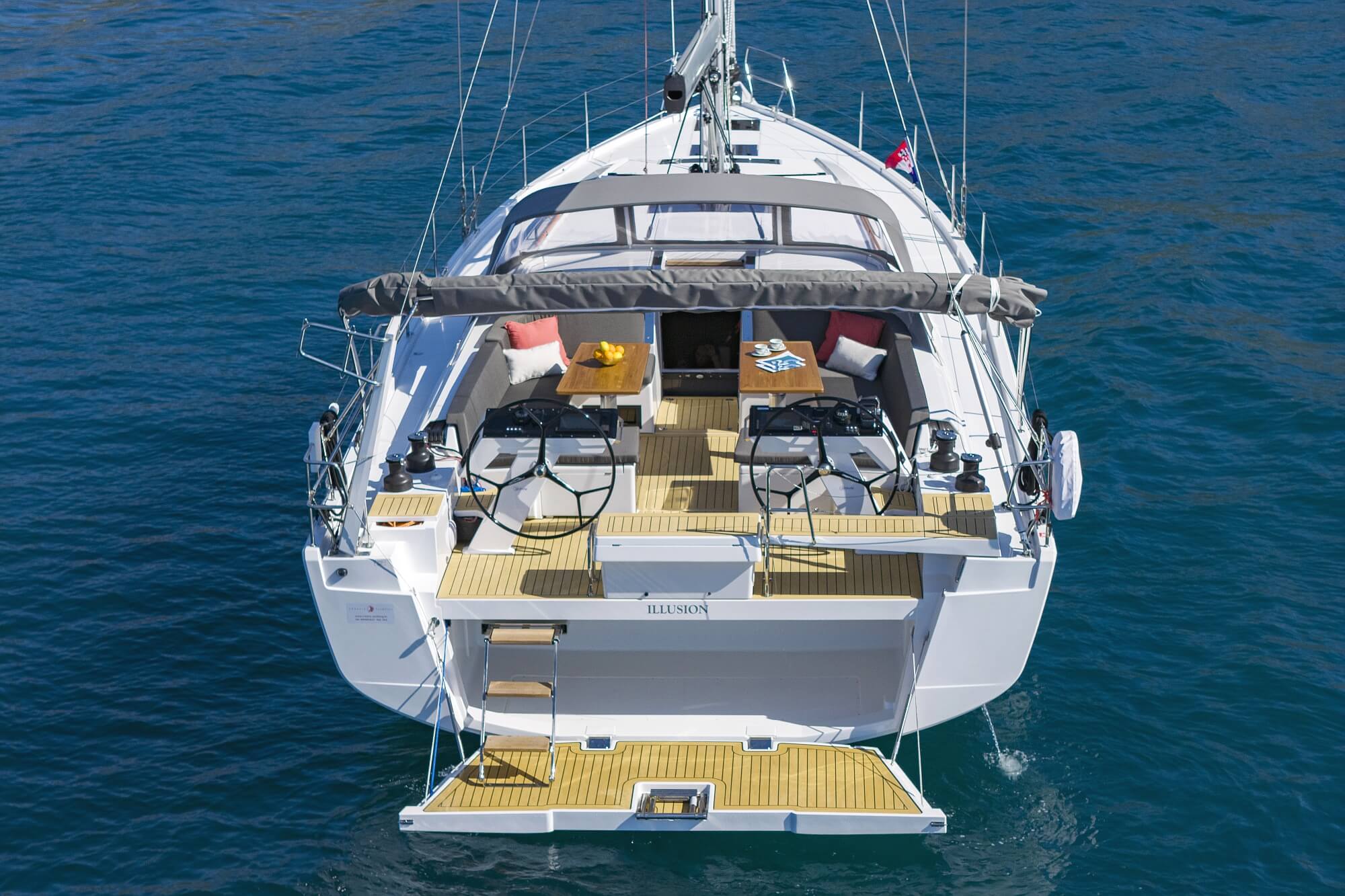 Hanse 510 - 4 + 1 cab. — photo 9