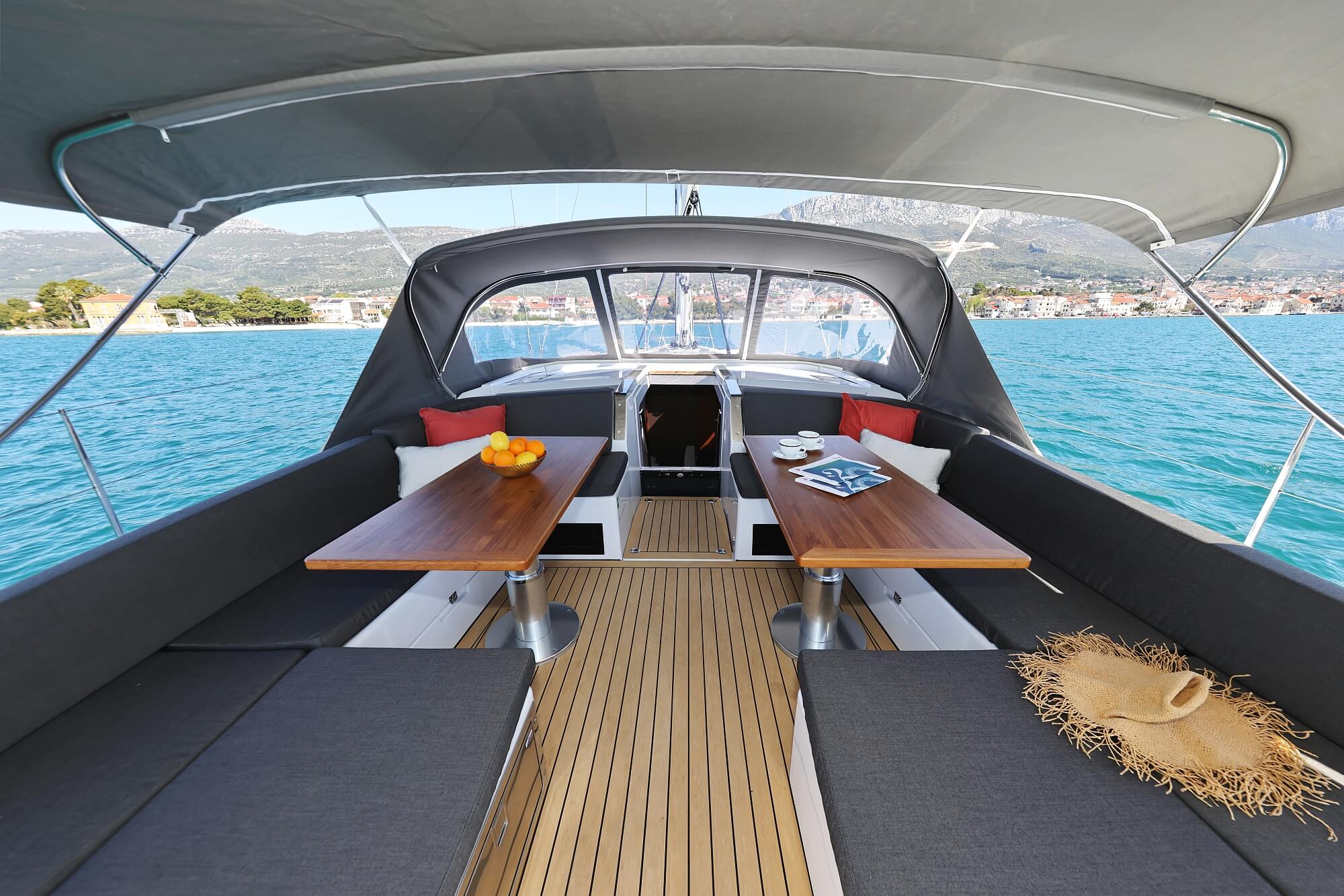 Hanse 510 - 4 + 1 cab. — photo 18