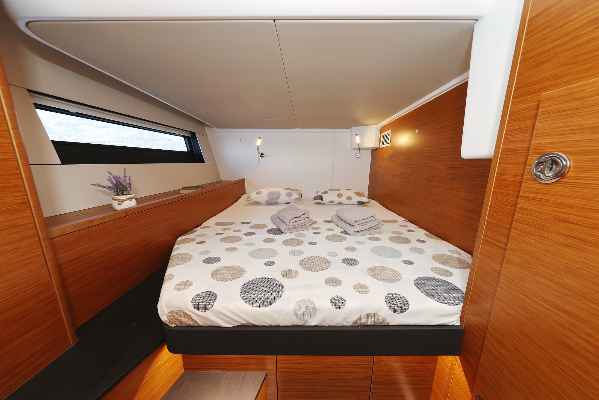 Hanse 510 - 4 + 1 cab. — photo 35