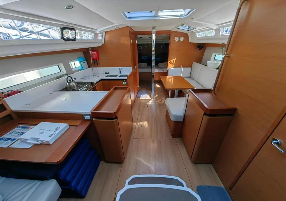 Sun Odyssey 440 - 4 cab. — photo 5