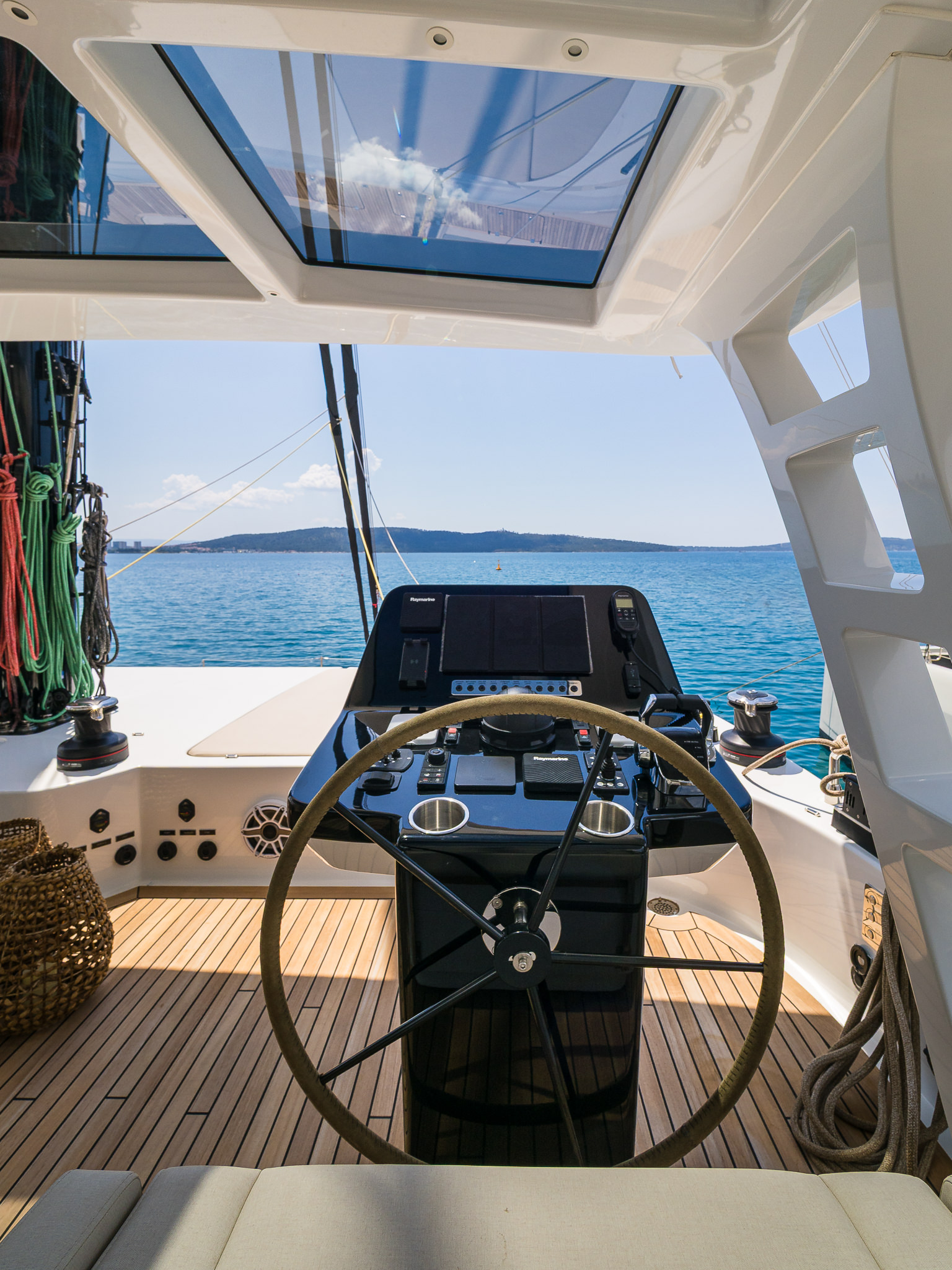 Sunreef 60 - 4 + 2 cab. — photo 22