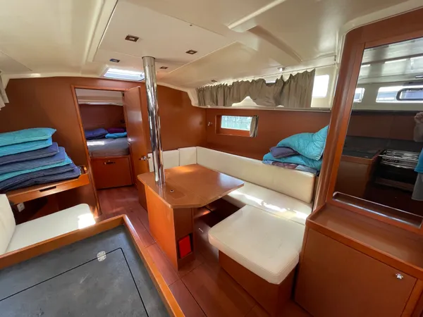 Oceanis 41.1 — photo 22