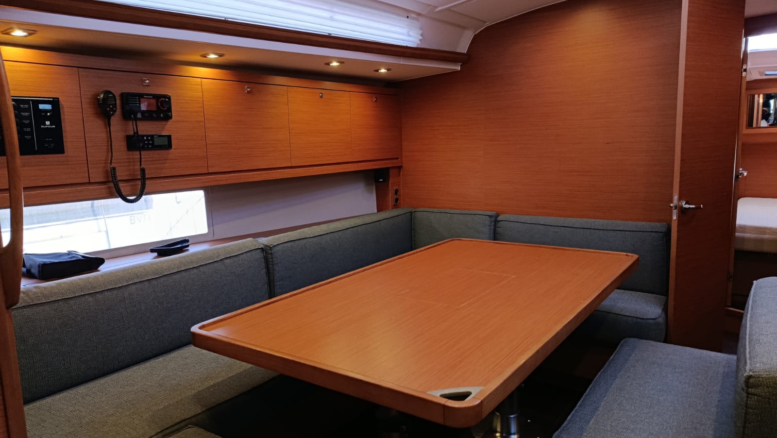 Dufour 470 - 4 cab. — photo 8