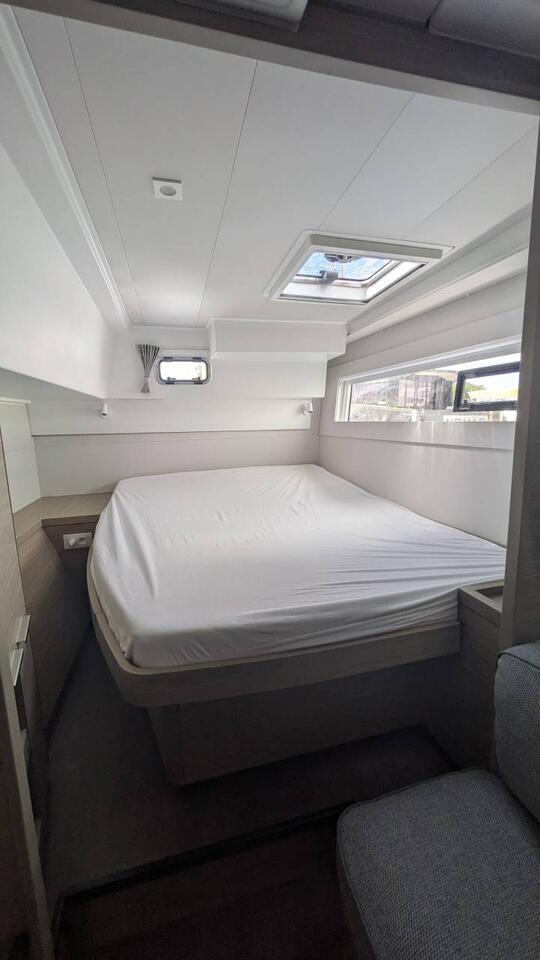 Lagoon 40 - 3 + 2 cab — photo 11