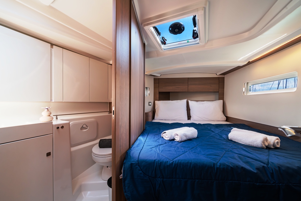 Sun Odyssey 415 — photo 12
