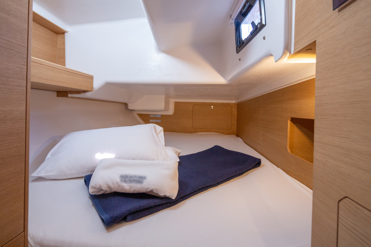 Elan E4 — photo 19