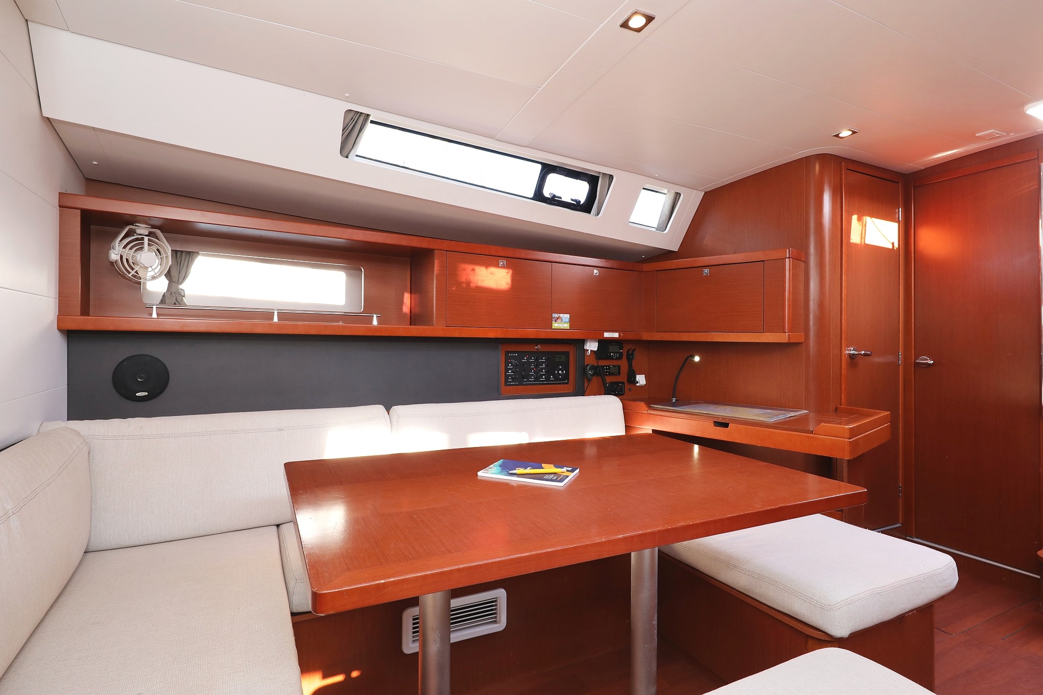Oceanis 45 - 4 cab. — photo 16