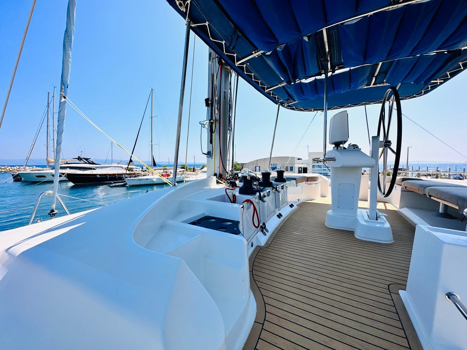 Lagoon 52 F - 6 + 2 cab. — photo 24