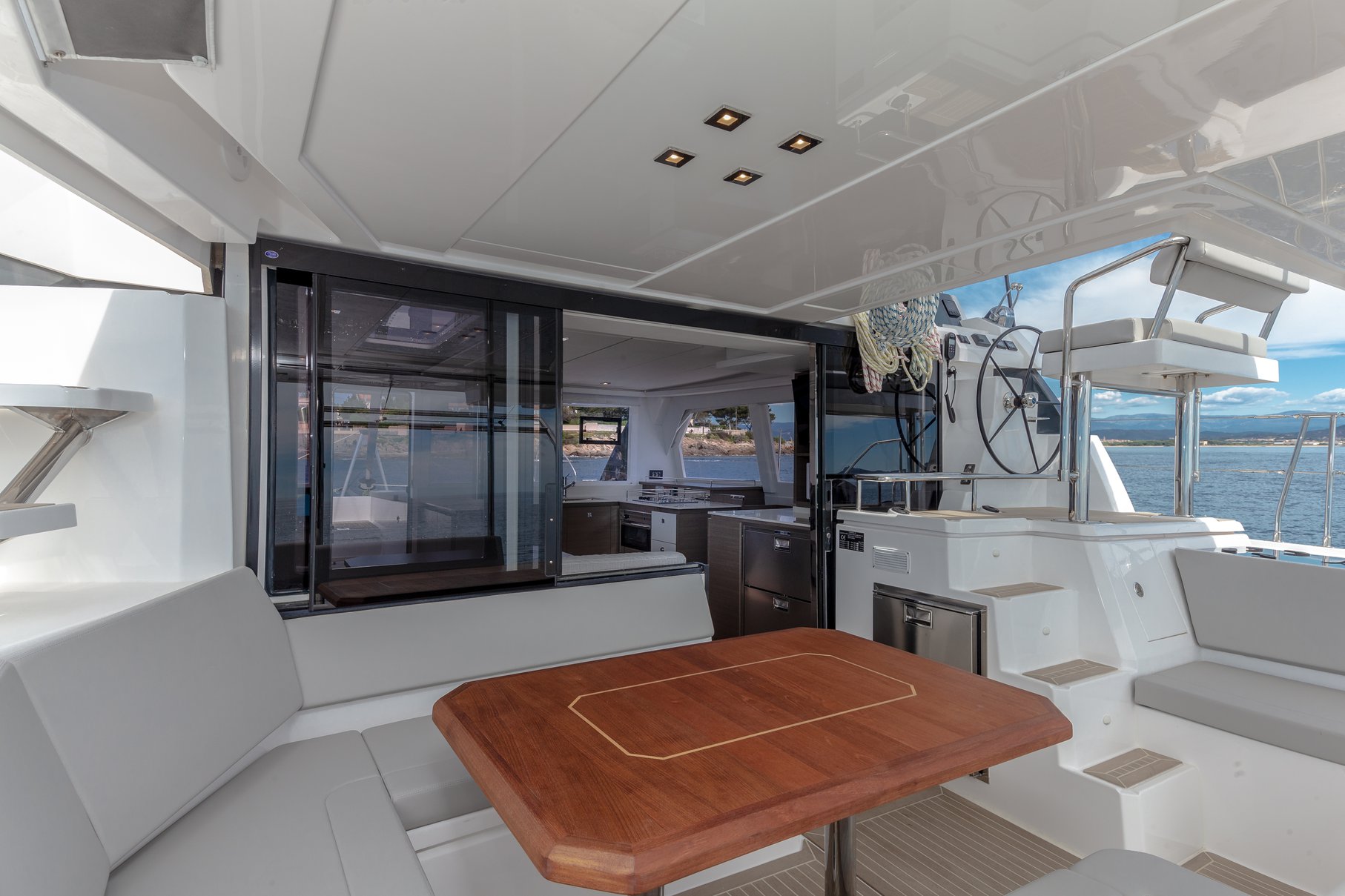 Leopard 42 - 3 cab. — photo 13