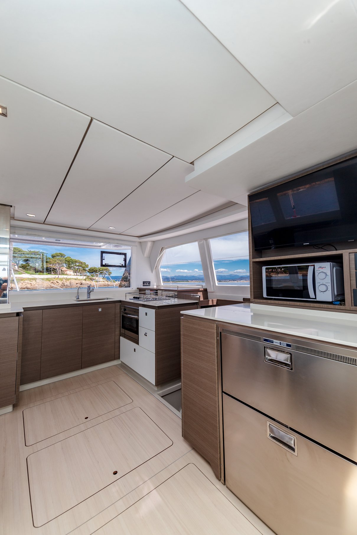Leopard 42 - 3 cab. — photo 17