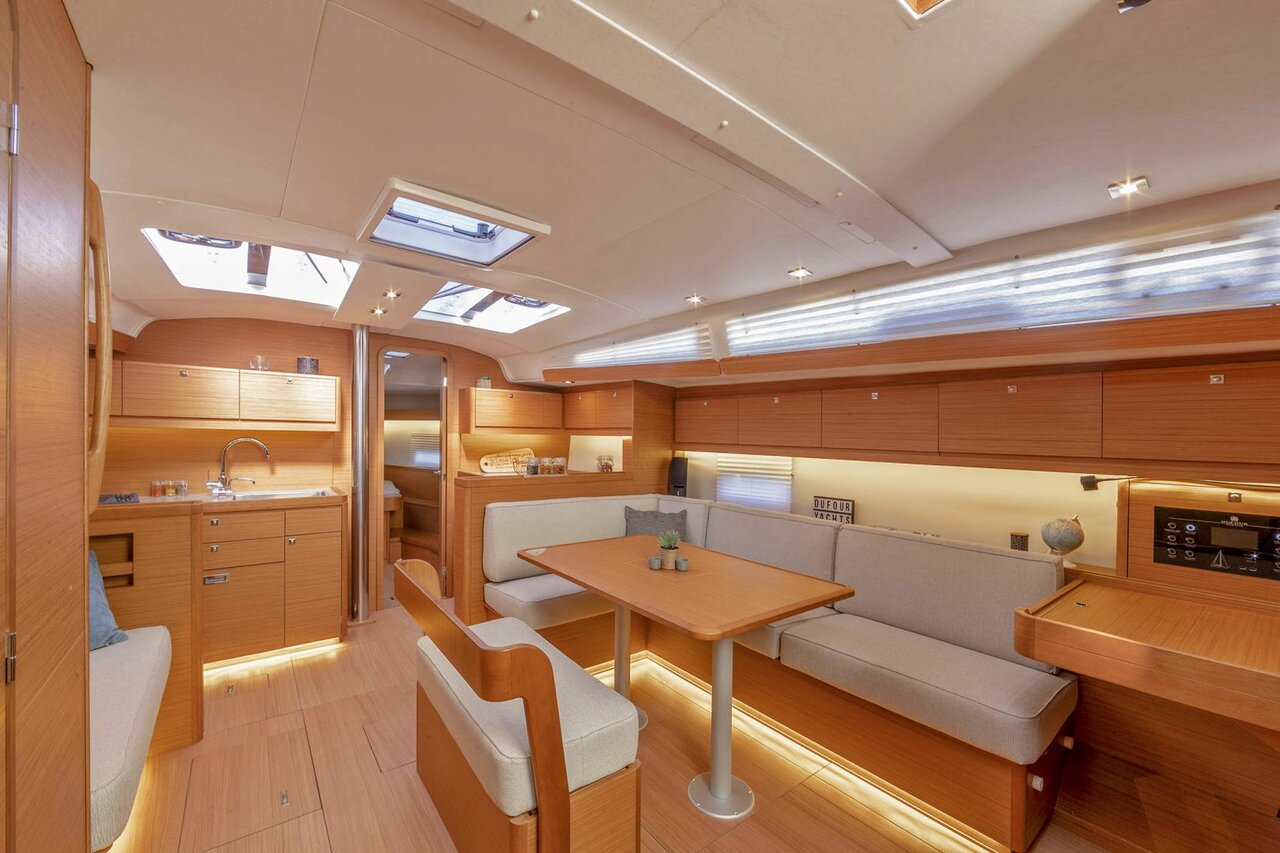 Dufour 430 — photo 3